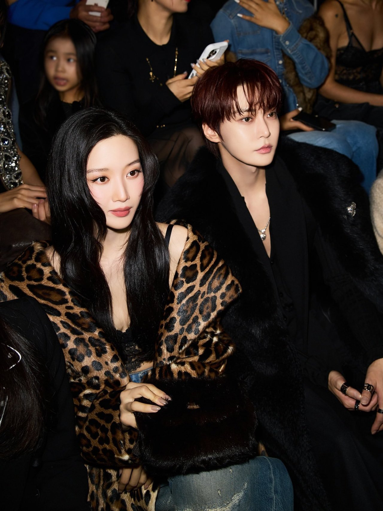 Doyoung do NCT e Moon Ga-young fazem cameo especial em “O Diabo Veste Prada 2”