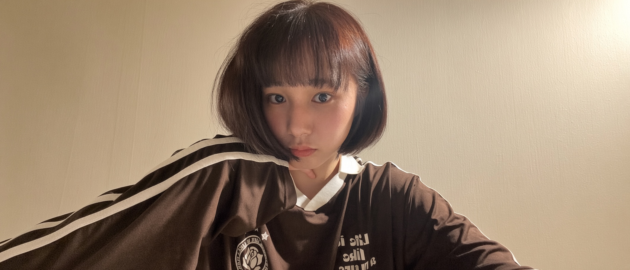 Eunji (ex-Mia do EVERGLOW) revela perda auditiva como o verdadeiro motivo de sua pausa na carreira