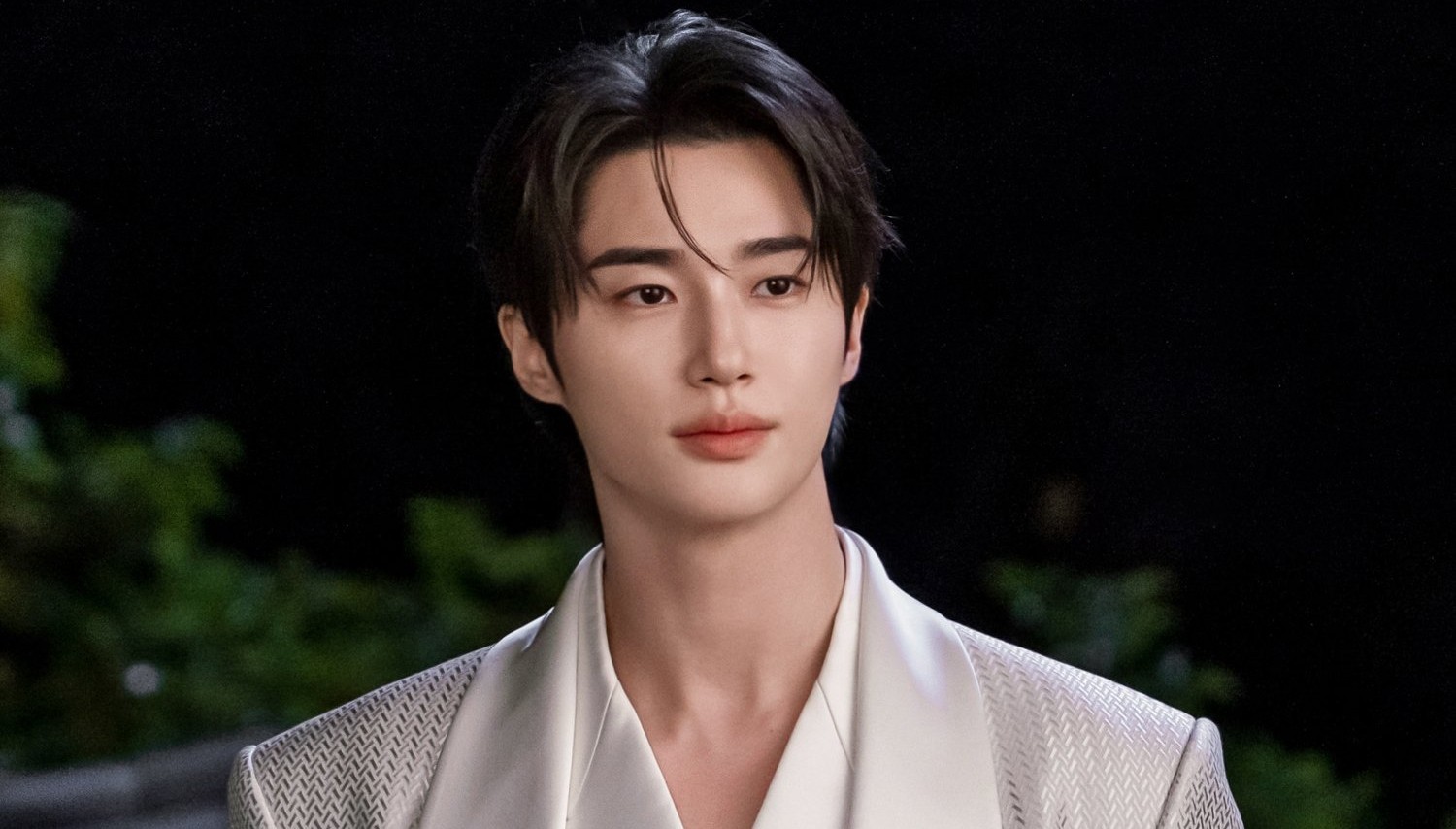 Kakao Entertainment anuncia faixa surpresa de Byeon Woo Seok na trilha de “Perfect Crown”