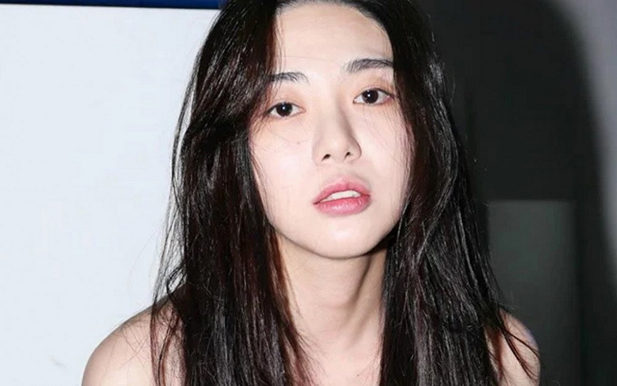 Kwon Mina (ex-AOA) faz apelo desesperado para encontrar irmã após mãe sofrer parada cardíaca