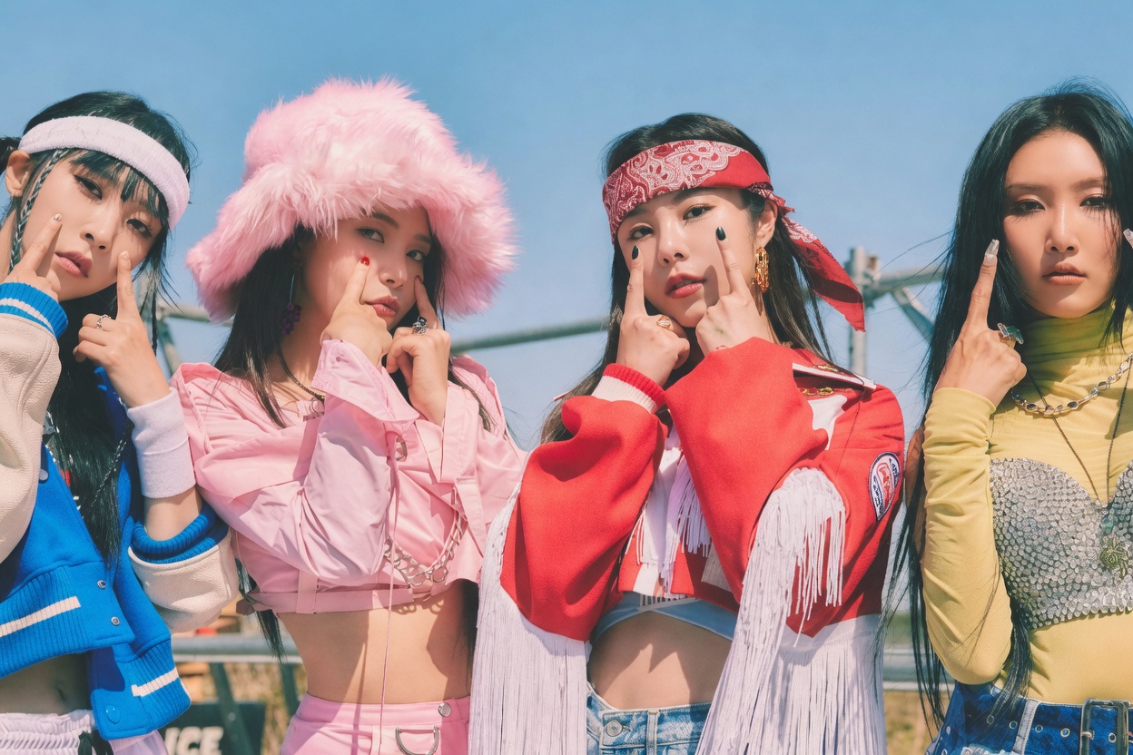 MAMAMOO anuncia comeback com 'W4RD.' Saindo em breve!